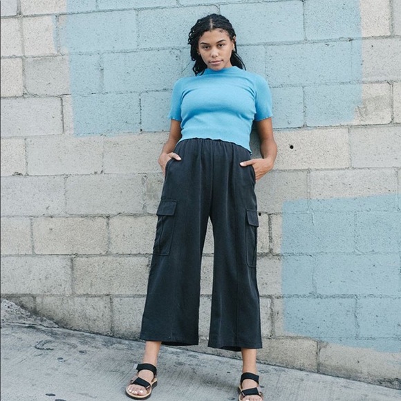 Back Beat Co. Tencel Lounge Cargo Pants - Picture 1 of 4